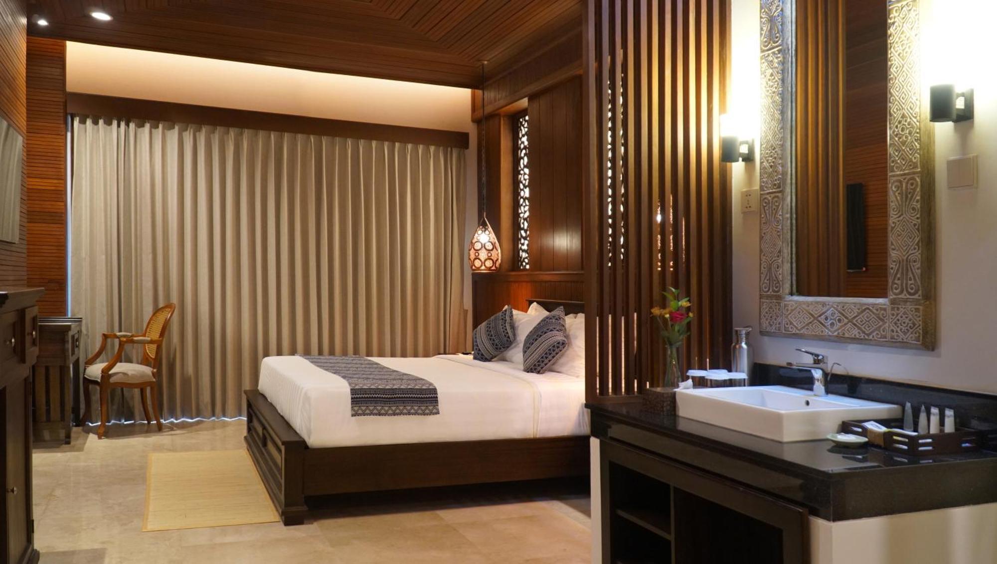 Bali Tropic Resort & Spa - Chse Certified Nusa Dua  Exterior photo Deluxe Room